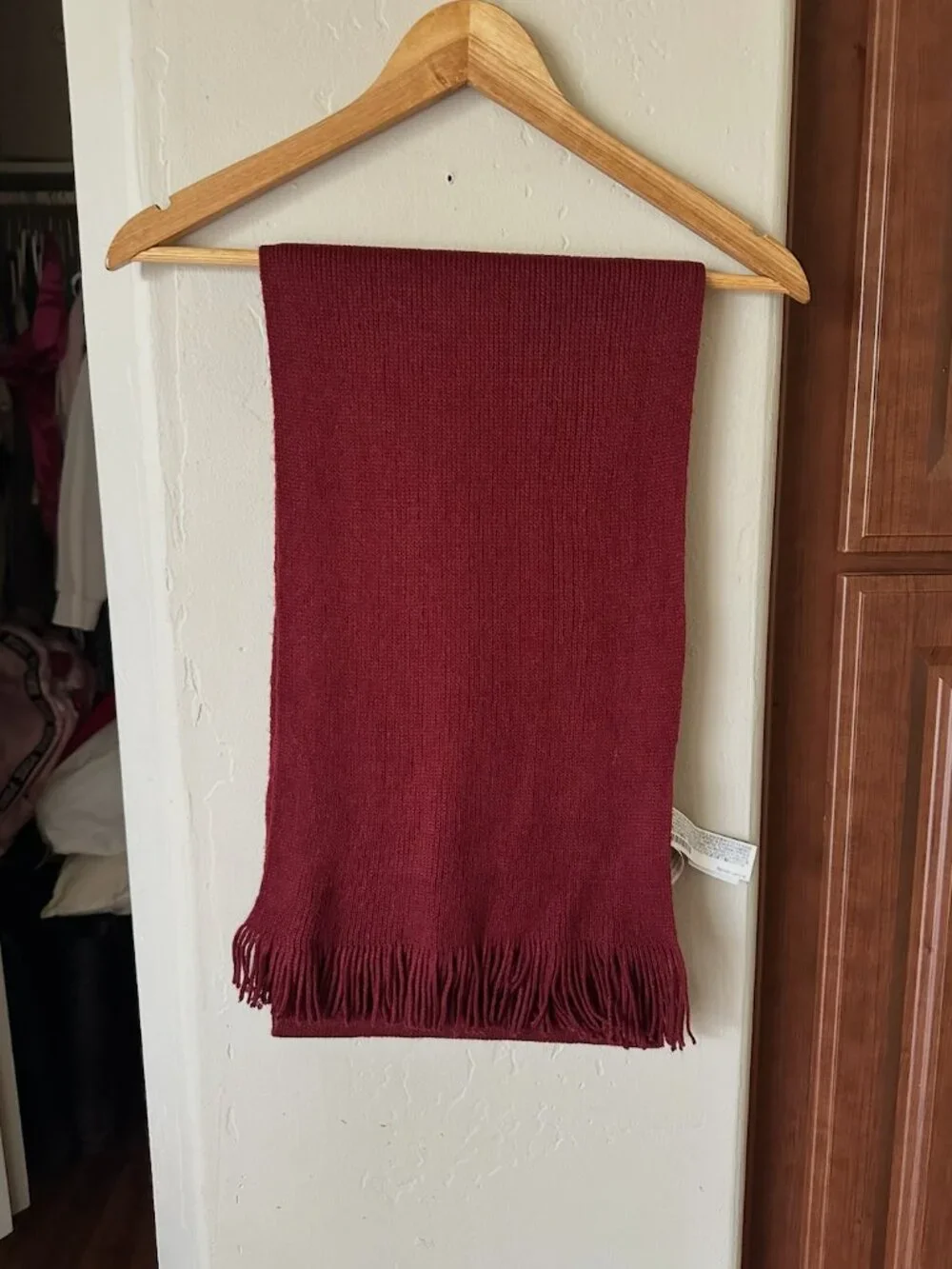 Burgundy Ribbed Knit Fringe Scarf
